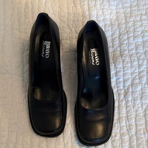 Bravo Browns Black Leather Women's Pumps Size 7.5